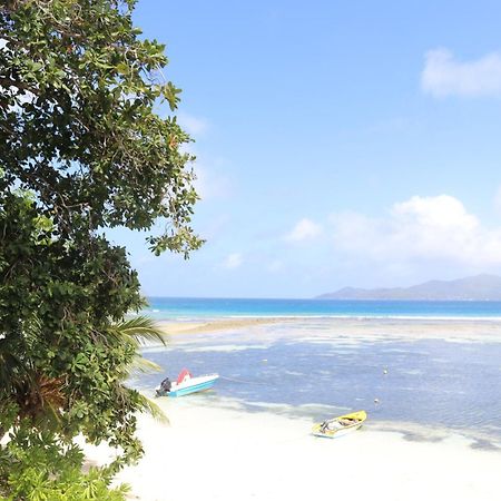 Marie-France Beach Front Apartments La Digue Exteriör bild